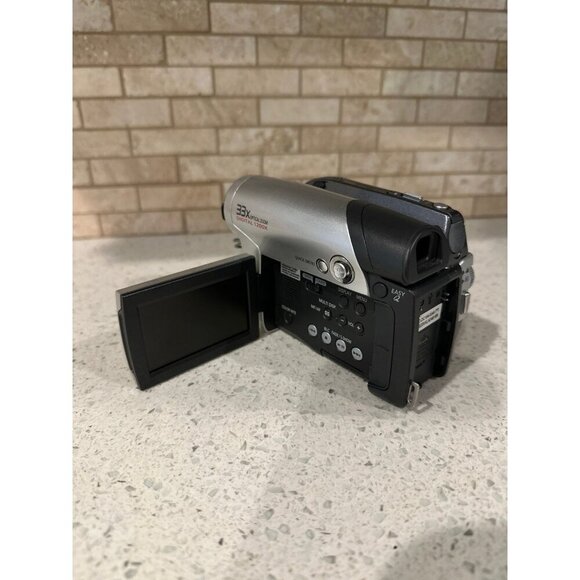 Samsung SC-DC564 DVD Digital Cam NTSC Camcorder - Picture 4 of 5